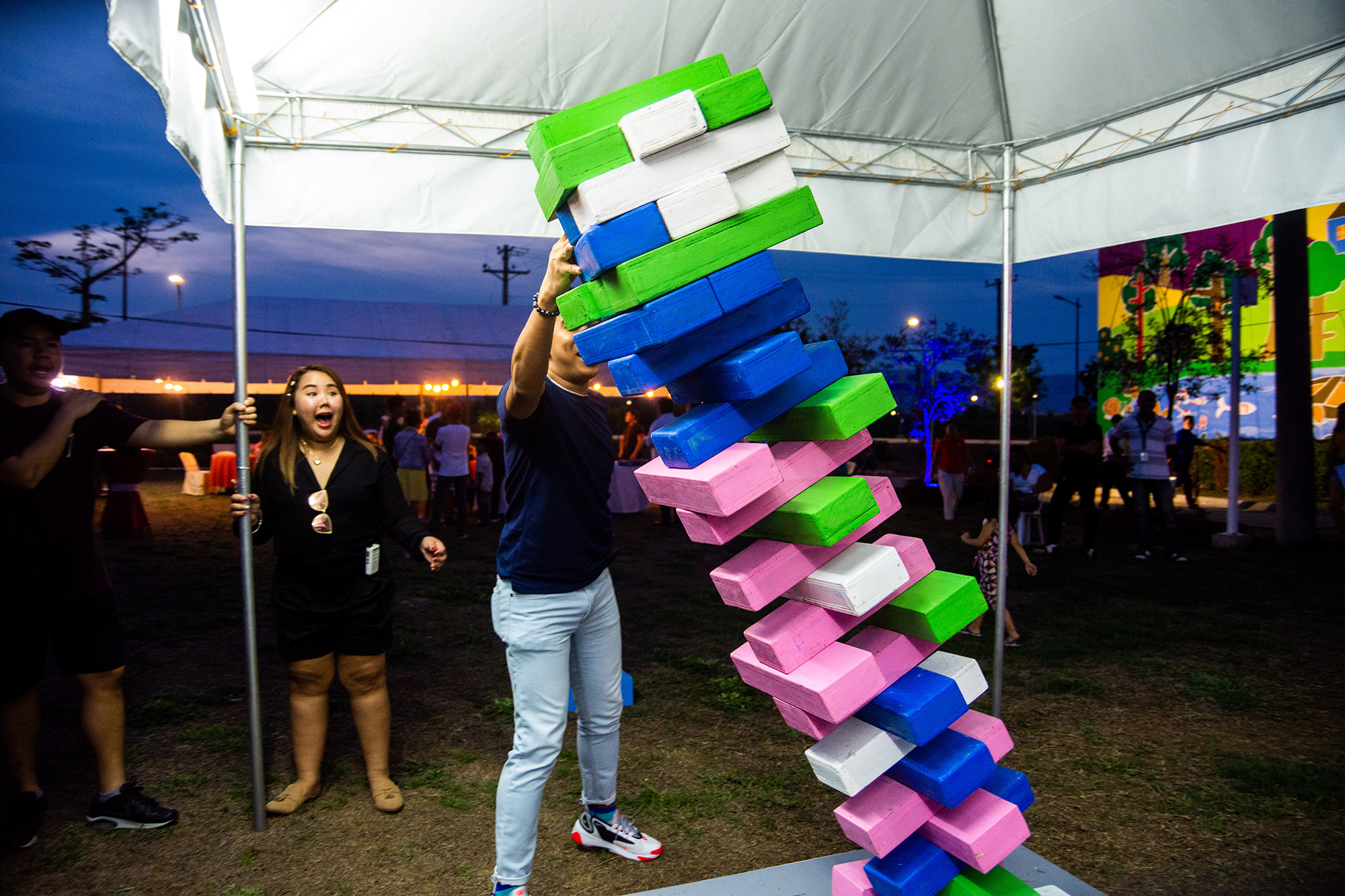 Giant games at Summer Pop-up